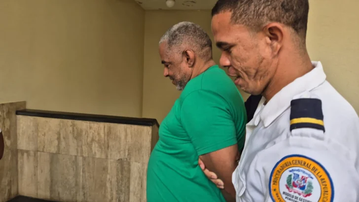 Dictan medidas cautelares contra hombre acusado de robo durante coberturas periodísticas