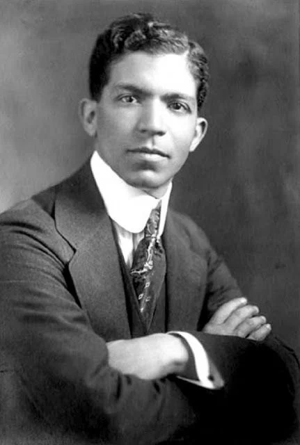  Pedro Henríquez Ureña.