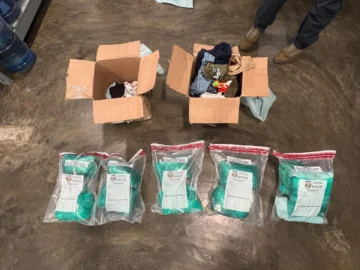 DNCD incauta 14 libras de marihuana en el AILA