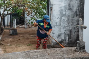 Reacondicionan cementerios por el Día de los Padres