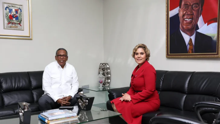 ProCompetencia reconoce a Comedores Económicos