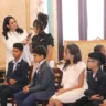 Abinader recibe estudiantes destacados, hijos de dominicanos residentes en el exterior