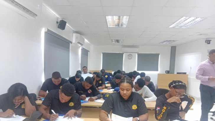 DGM impulsa formación de nuevos agentes para fortalecer protección de los inmigrantes