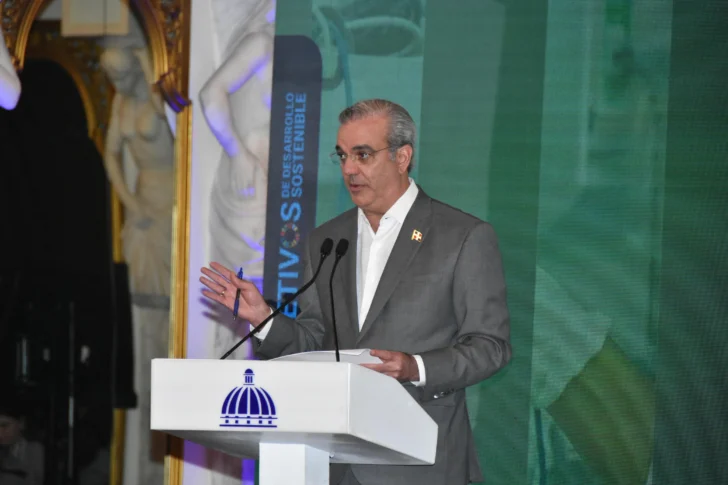 Abinader espera recibir Ley de Residuos para devolverla al Congreso con observaciones