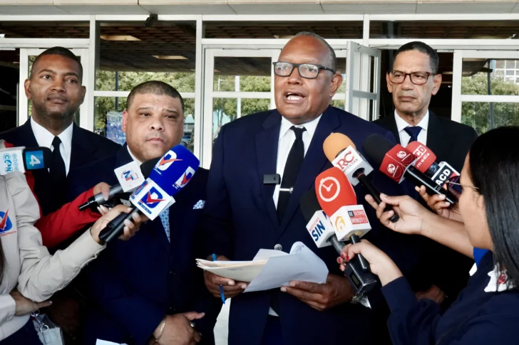 PRD denuncia ante PEPCA y Digeig presuntas irregularidades en Fideicomiso DO Sostenible