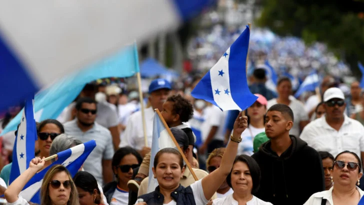 A cuatro meses de los comicios continúa la crisis electoral en Honduras