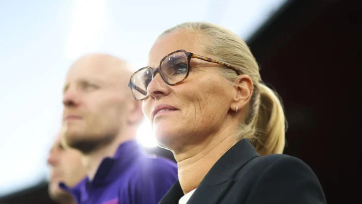 Qué hace tan exitosa a Sarina Wiegman, la "reina de las finales" del fútbol femenino