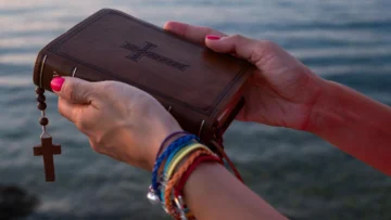 Gay y católico practicante: cómo los creyentes LGBT concilian la fe con su orientación sexual