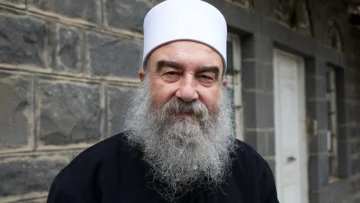 La historia de Hikmat al Hijri, el líder espiritual de los drusos en Siria que nació en Venezuela, y cuál es la conexión de esta minoría religiosa con el país sudamericano