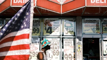 Los migrantes haitianos en EE. UU., en pánico por aumento de deportaciones