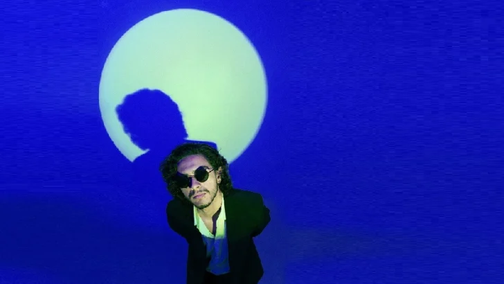 Cantautor dominicano llevará su voz a los estudios de Cerati en Argentina