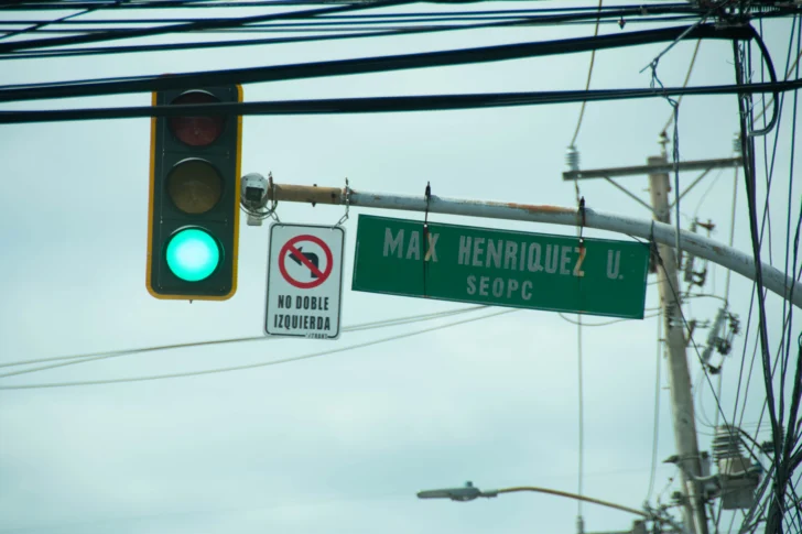 Desde hoy te pueden multar por girar a la izquierda en la avenida Lope de Vega