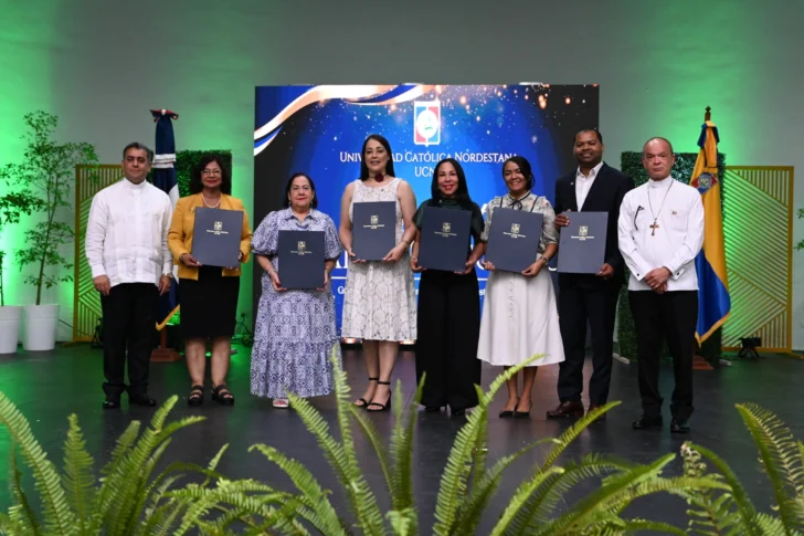 Universidad Católica Nordestana reconoce a pasados directivos