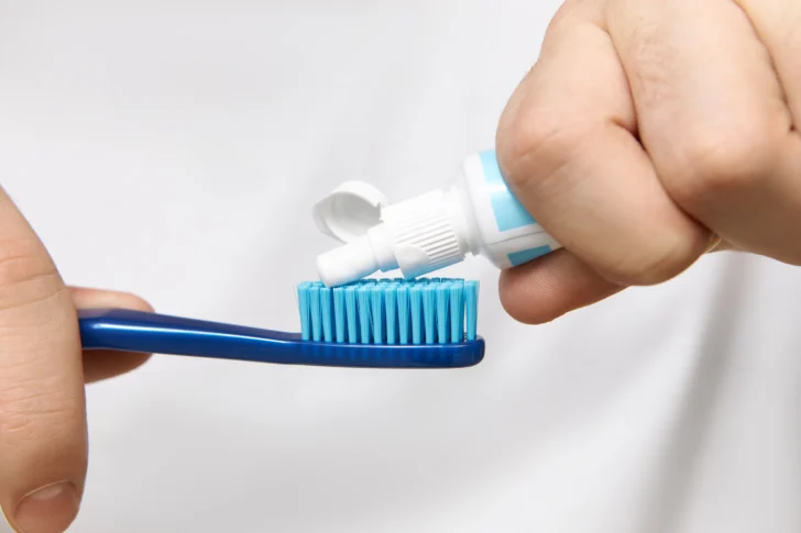 Colgate Total Clean Mint: ¿Es seguro el fluoruro de estaño?