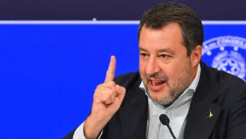 Francia convoca a embajadora italiana por comentarios 'inaceptables' de Salvini contra Macron