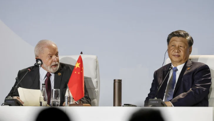 Los presidentes de China y Brasil muestran su unidad
