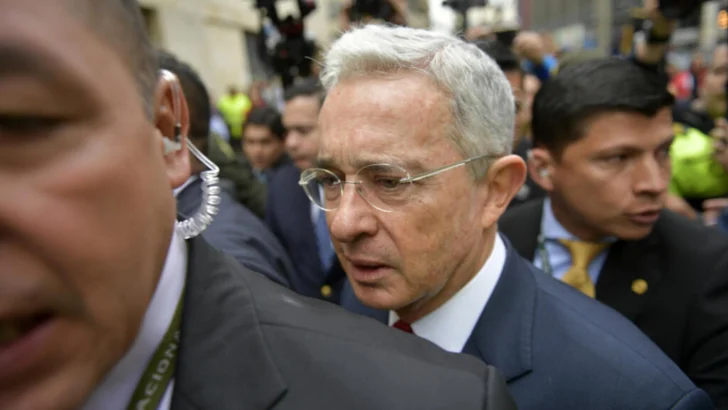 Tribunal de Bogotá ordena la libertad de Álvaro Uribe mientras se resuelve apelación a su condena