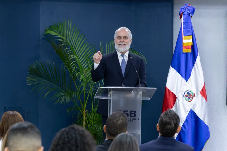 Superintendente de Bancos resalta fortaleza de la supervisión bancaria y avances en materia de protección a los usuarios