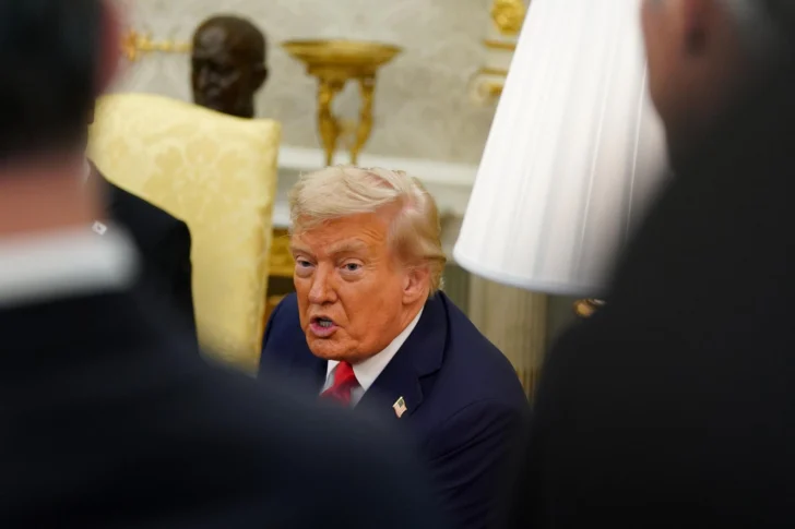 Un tribunal federal considera ilegales los aranceles de Trump, pero los deja vigentes