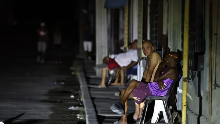 Apagones, promesas, averías y hastío: 12 meses de crisis energética total en Cuba
