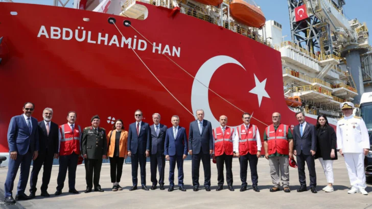 Turquía restringe el tráfico marítimo con destino a Israel
