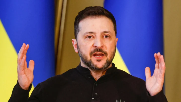 Zelenski pide pacto de garantías de seguridad antes de reunirse con Putin; Moscú exige veto sobre ayuda en defensa a Kiev