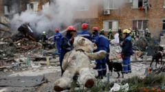 El mayor ataque ruso contra Kiev en semanas deja al menos 18 muertos y escala la condena internacional