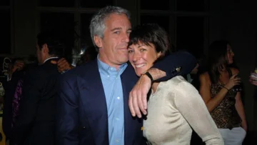 Ghislaine Maxwell dice que 'no hay ninguna lista' Epstein en una entrevista con el Departamento de Justicia de EE.UU.