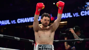 Quién es Julio César Chávez Jr., el polémico boxeador mexicano que fue deportado por EE.UU. al que acusan de tener vínculos con el cartel de Sinaloa y El Chapo