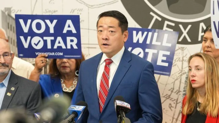 Ordenan el arresto de decenas de legisladores demócratas que huyeron de Texas para evitar que los republicanos cambien el mapa electoral del estado
