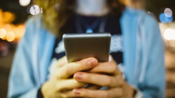 Mi ex me acosaba, así que me uní a una app para citas seguras. Luego, filtraron y compartieron mi dirección