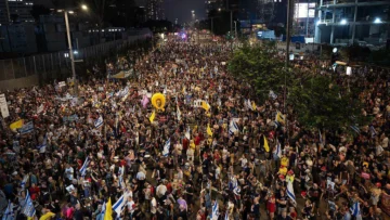 'Nos negamos a seguir sirviendo en esta guerra política de Netanyahu': miles de personas protestan en Israel por el plan de ocupación de la ciudad de Gaza