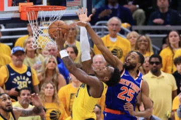 Mikal Bridges renueva con los Knicks