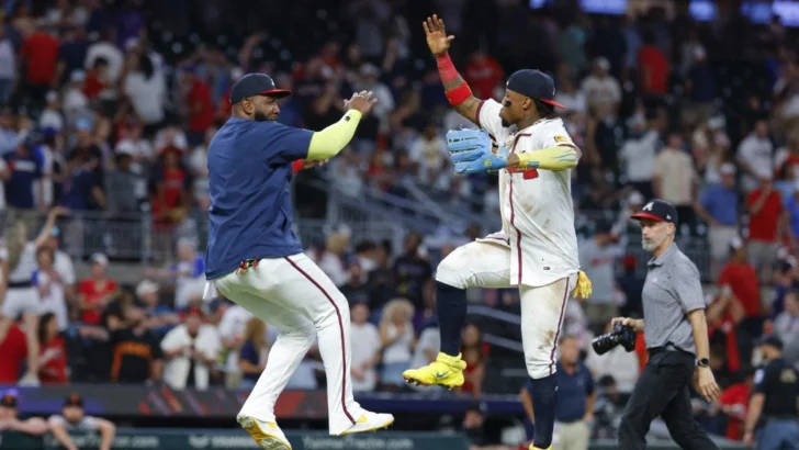 Marcell Ozuna y Albies brillan en la victoria de los Bravos sobre los Rojos