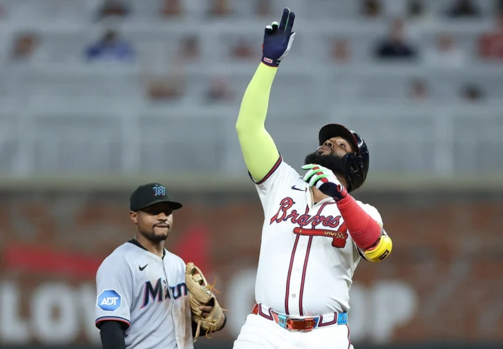 Jonrón clave de Marcell Ozuna