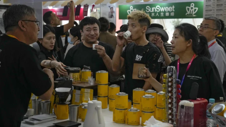Cómo el café está reforzando lazos comerciales entre China y el continente africano