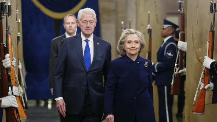¿Por qué el Congreso citó a Bill y Hillary Clinton a declarar por el caso Epstein?