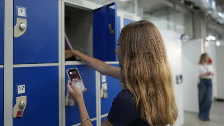 Brasil aprueba una ley para reforzar la protección de los menores en las redes sociales