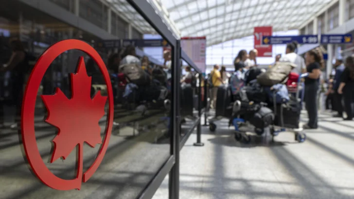 La aerolínea Air Canada cancela todos sus vuelos por huelga