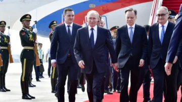 Xi Jinping se rodea de Putin y Modi para impulsar un 