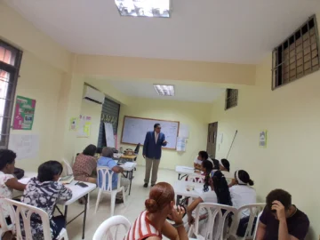  Adolescentes de Children International, al concluir un entrenamiento en lectura eficiente, propiciado por el Ayuntamiento de Santo Domingo Este y la Dirección General del Libro y la Lectura del Ministerio de Cultura.