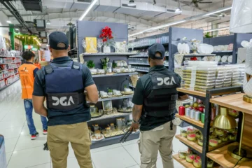 Aduanas sanciona cinco comercios chinos por subvaluación de mercancías