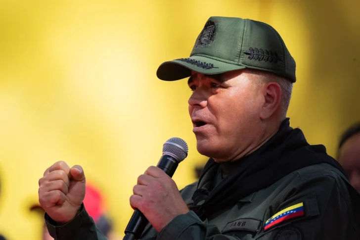 Defensa de Venezuela asegura que 'no hay espacio para el miedo' ante 'agresión' de EE.UU.
