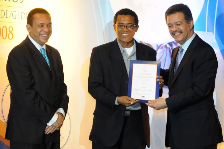  Entrega de premio en Funglode.