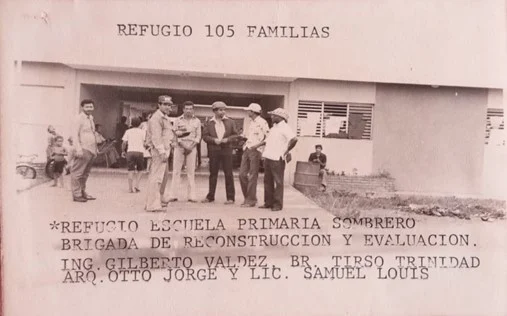 Escuela-primaria-de-Sombrero.-Coleccion-Duleidys-Rodriguez