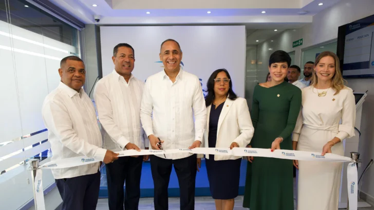 Seguros Reservas inaugura nueva oficina en Barahona