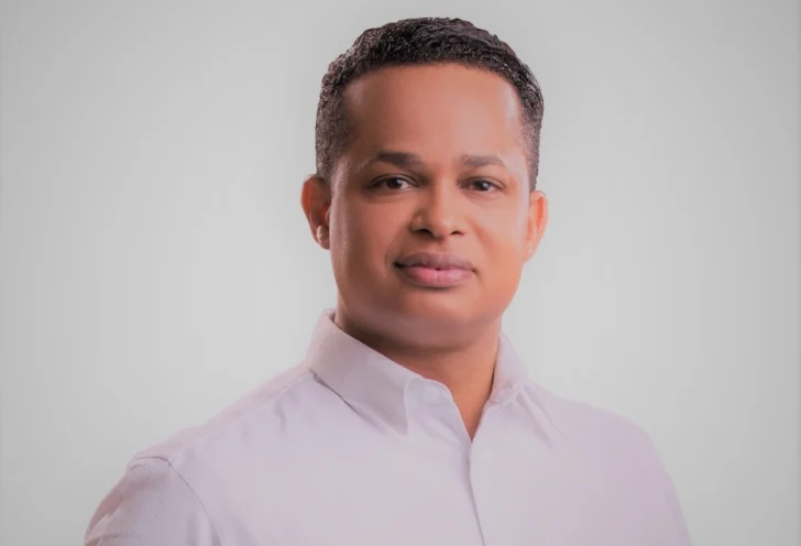 Omar Guevara, miembro del Comité Central del PLD, presenta su renuncia