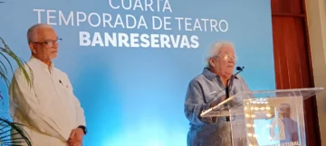  Germana Quintana, agradece la dedicatoria de la IV TEmporada de Teatro.