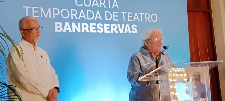  Germana Quintana, agradece la dedicatoria de la IV TEmporada de Teatro.