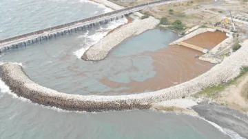 Unidad 1 de Punta Catalina salió de operación por obstrucción de sargazo